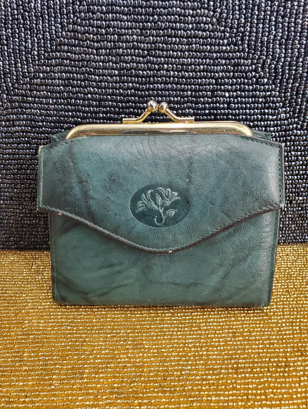 Vintage Buxton Heiress collection leather wallet  w/coin purse (VS)
